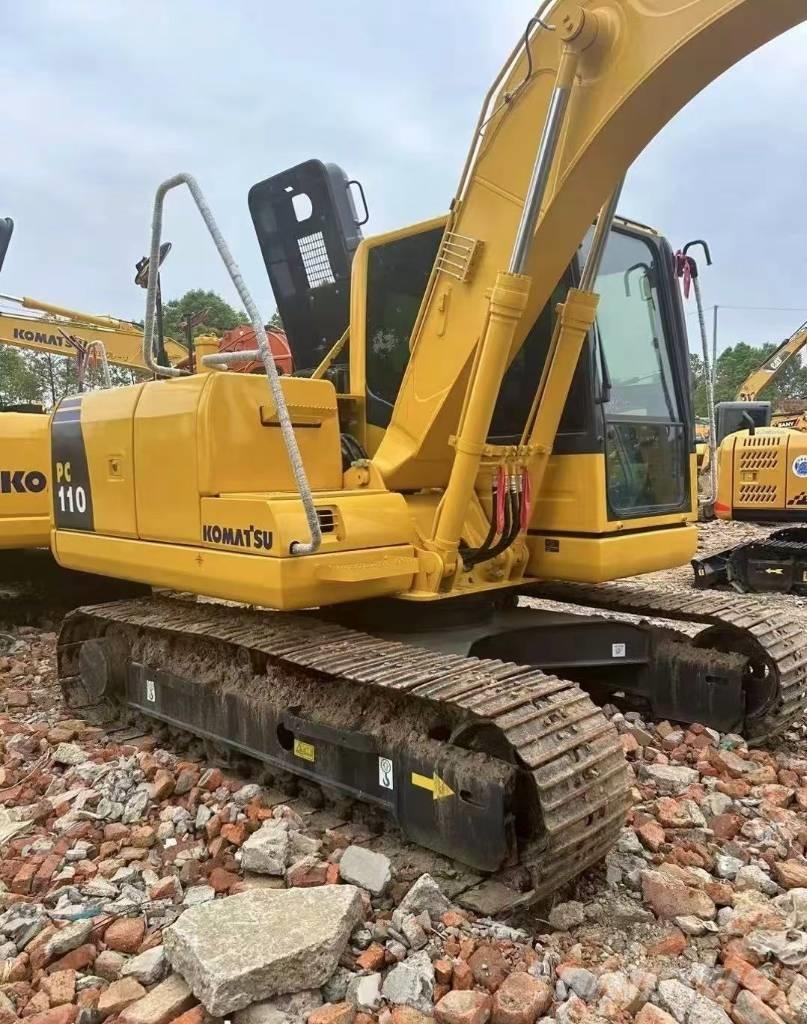 Komatsu PC 110 حفارات زحافة