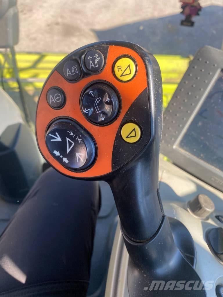 CLAAS Jaguar 950 علافات ذاتية الدفع