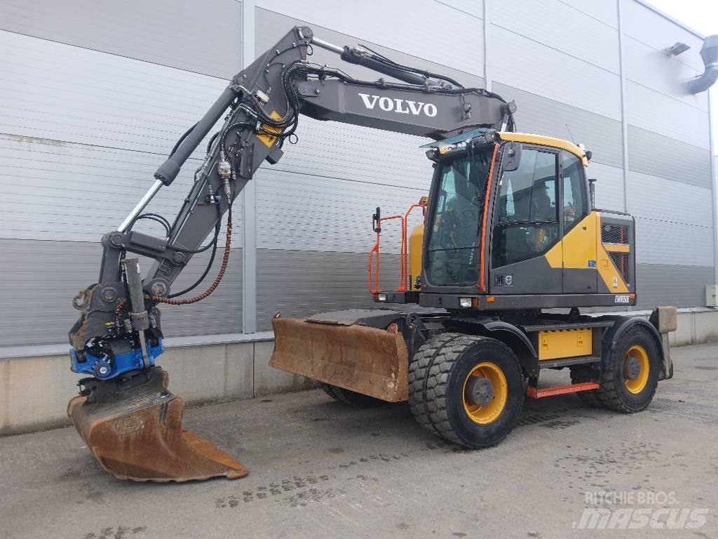 Volvo EWR150E حفارات بعجل