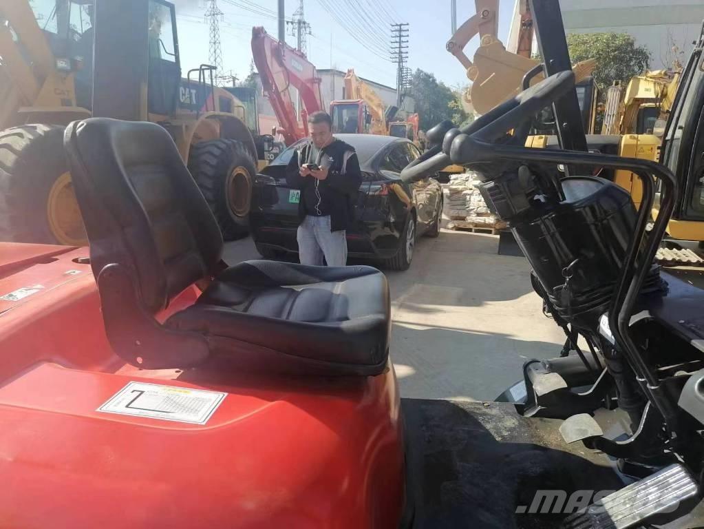 Toyota FD 30 شاحنات الديزل