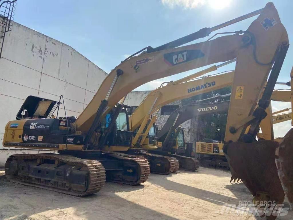 CAT 336 D2 حفارات زحافة