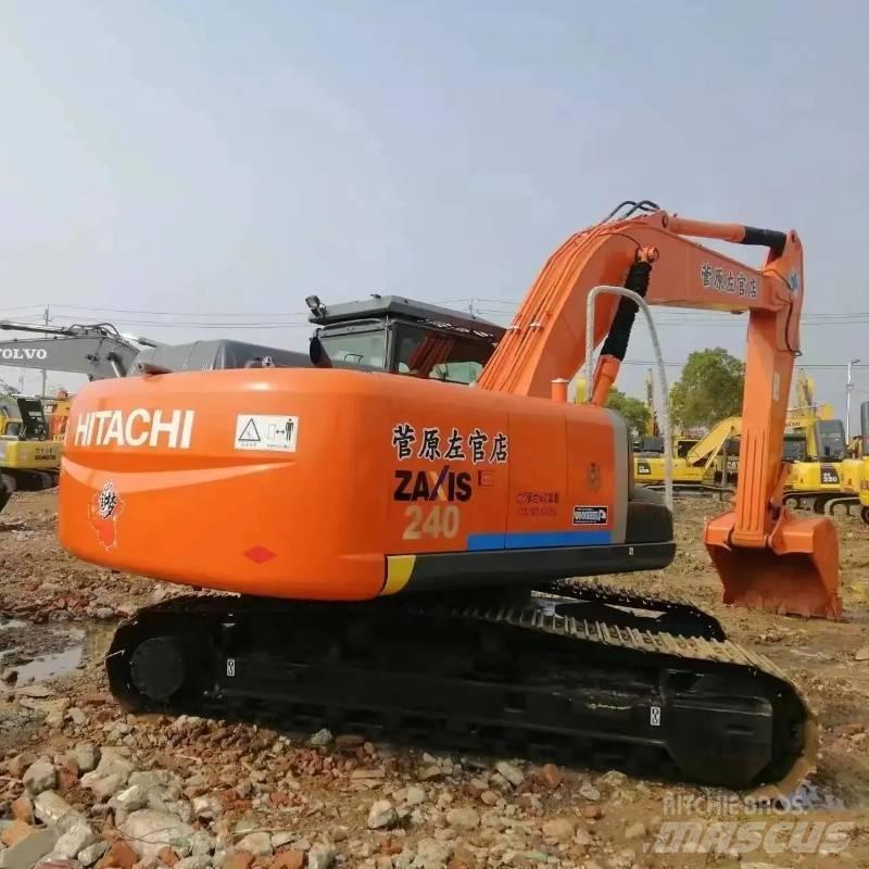 Hitachi ZX 240 حفارات زحافة