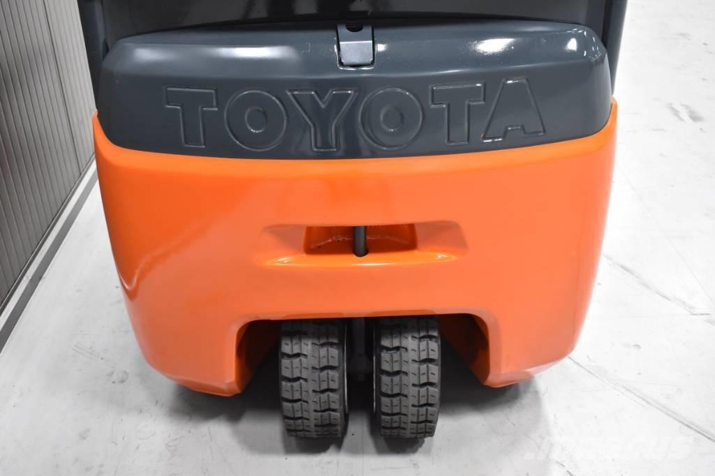 Toyota 8FBEK18T شاحنات ذات رافعات شوكية تعمل بالكهرباء