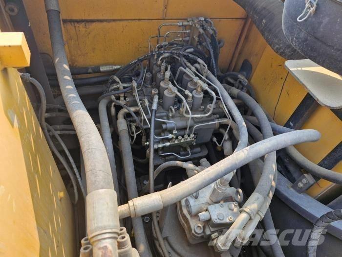 Volvo EC 300 EL حفارات زحافة