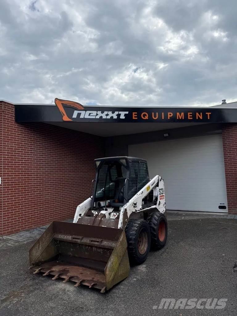Bobcat S130 لوادر انزلاقية التوجيه