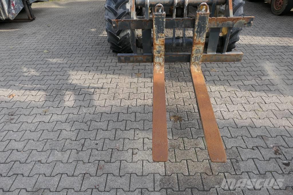Komatsu WA 100 M-5 لوادر بعجل