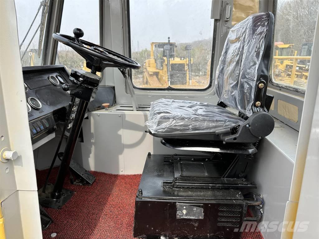 CAT 966 C لوادر بعجل