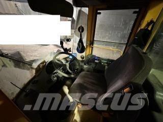 Volvo L 90 E لوادر بعجل