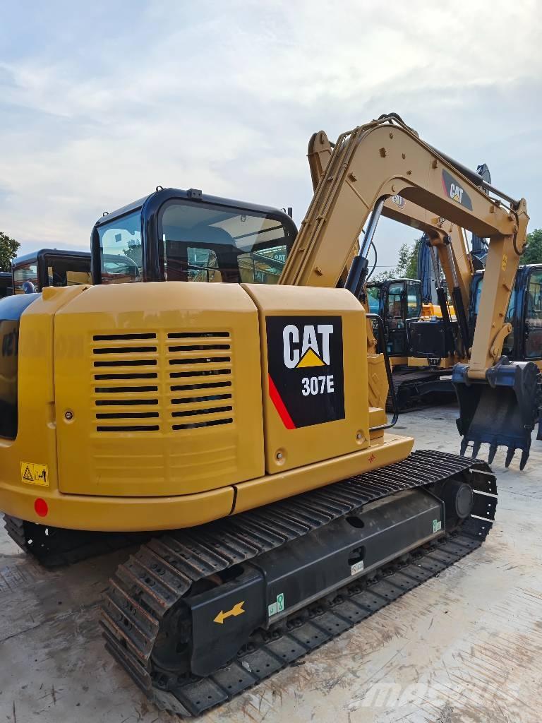 CAT 307E حفارات زحافة