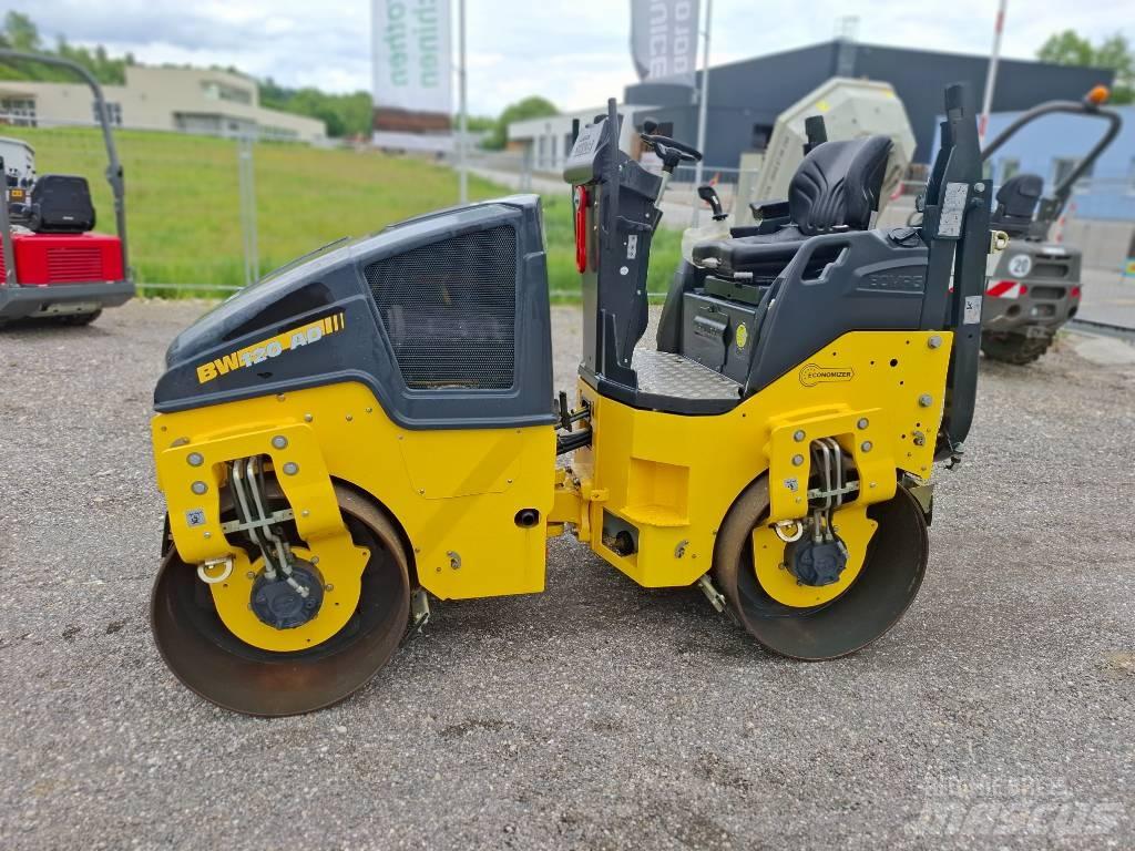 Bomag BW 120 AD-5 مداحل ثنائية الاسطوانة