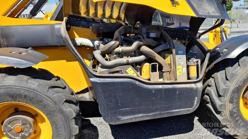 JCB 533-105 مناولات متداخلة
