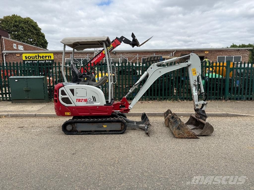 Takeuchi TB 216 حفارات صغيرة أقل من 7 طن (حفارات صغيرة)