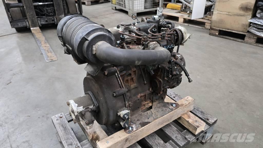 Kubota D1105 محركات