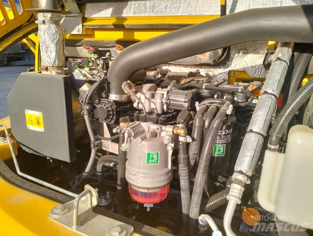 Komatsu PC 80 MR-5EO حفارات وسط 7 طن - 12 طن