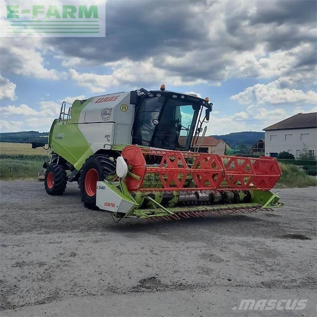 CLAAS tucano 440 حصادات