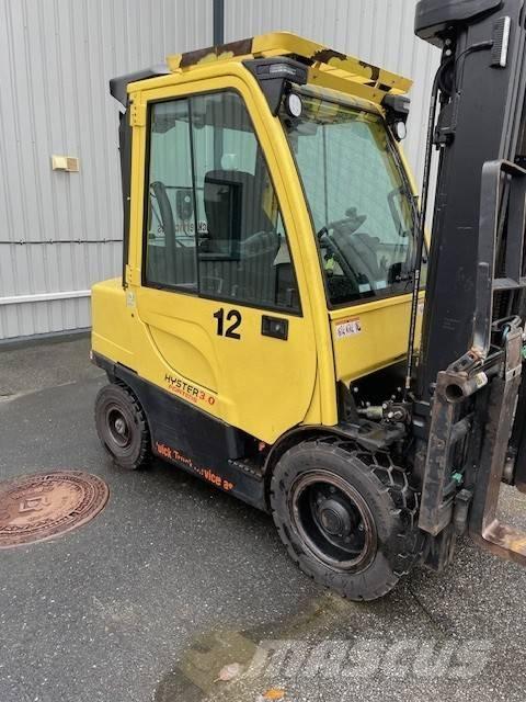 Hyster H 30 FT شاحنات الديزل