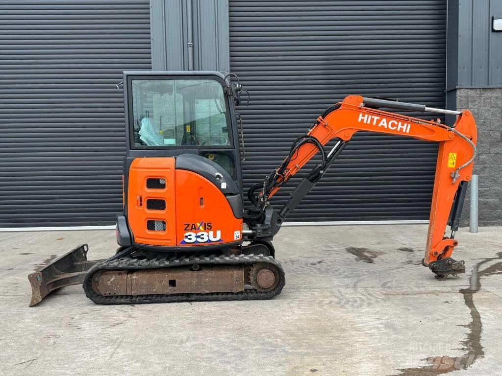 Hitachi ZX 33 U-5 A حفارات صغيرة أقل من 7 طن (حفارات صغيرة)