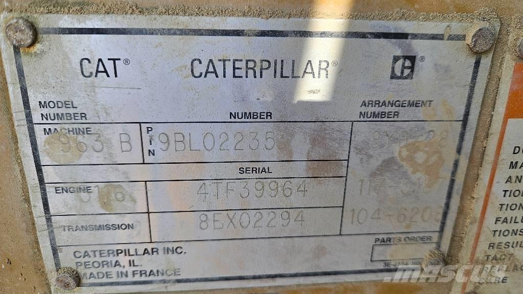 CAT 963 B لوادر زحافة
