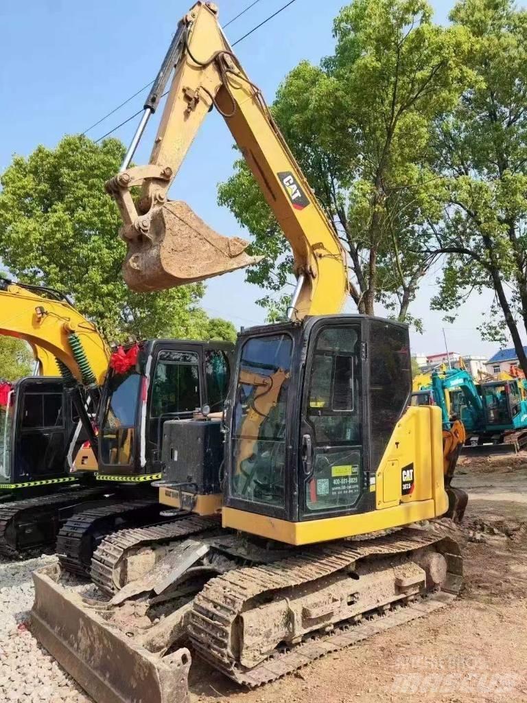 CAT 307.5 حفارات زحافة