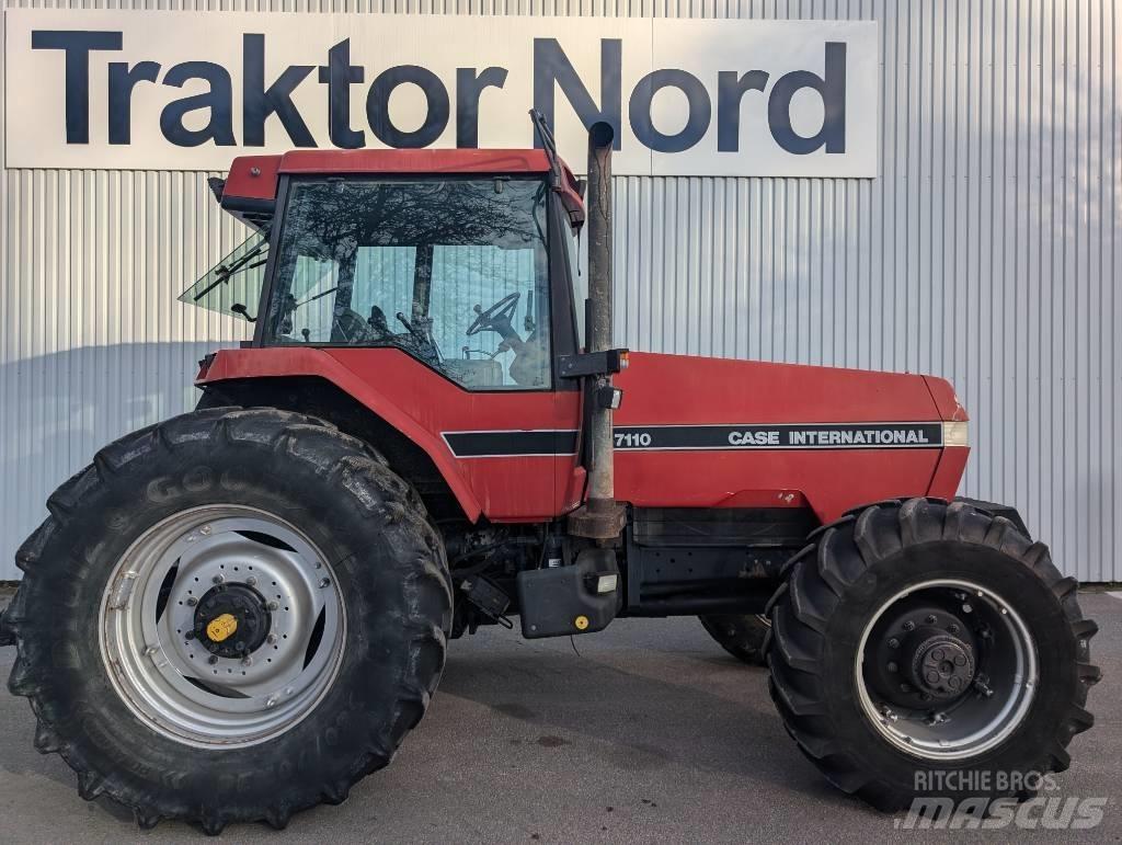 Case IH Magnum 7110 الجرارات