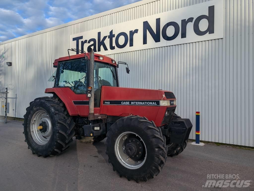 Case IH Magnum 7110 الجرارات
