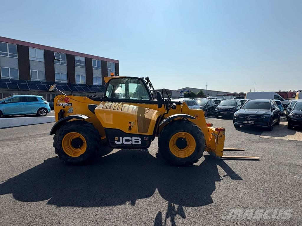 JCB 535-95 مناولات متداخلة
