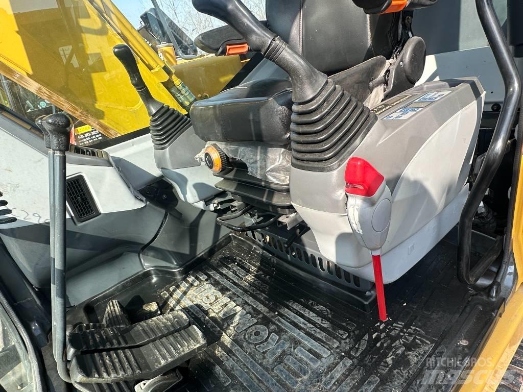 Komatsu PC 110 حفارات وسط 7 طن - 12 طن