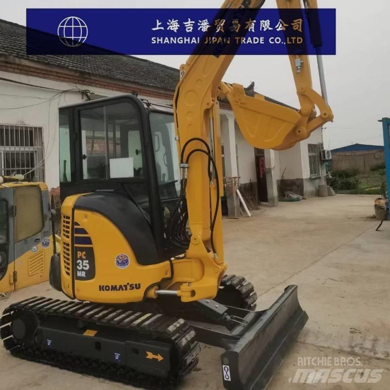 Komatsu PC 35 MR حفارات زحافة
