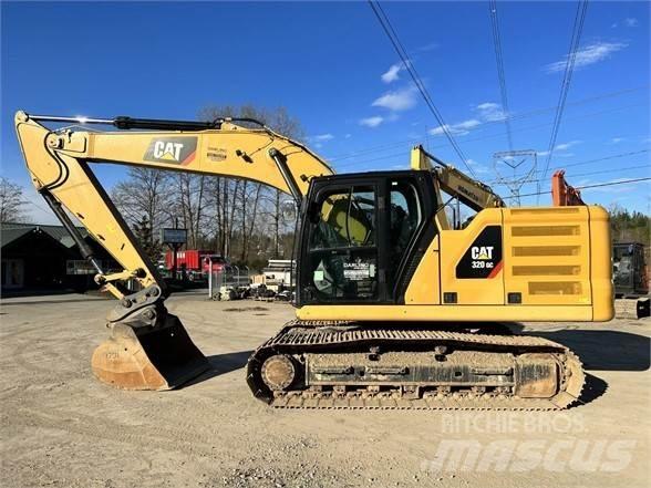 CAT 320GC حفارات زحافة