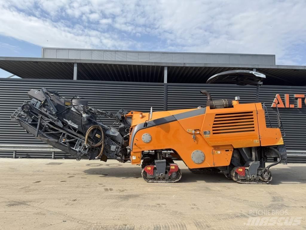 Wirtgen W 100 F ماكينات الكشط البارد للأسفلت