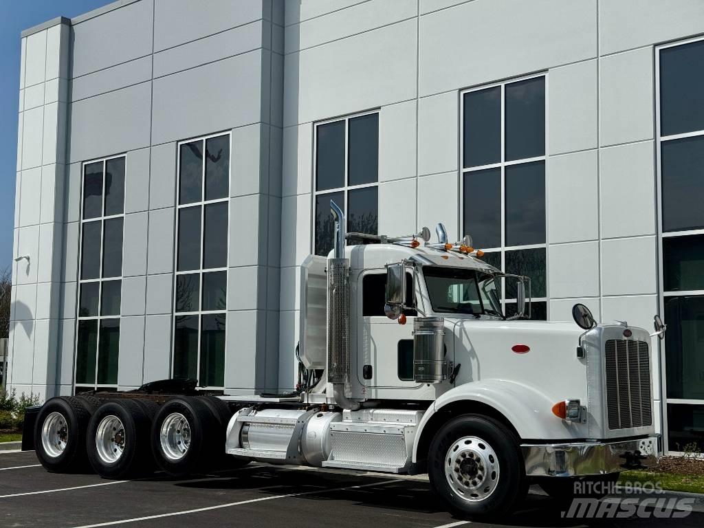 Peterbilt 367 وحدات الجر