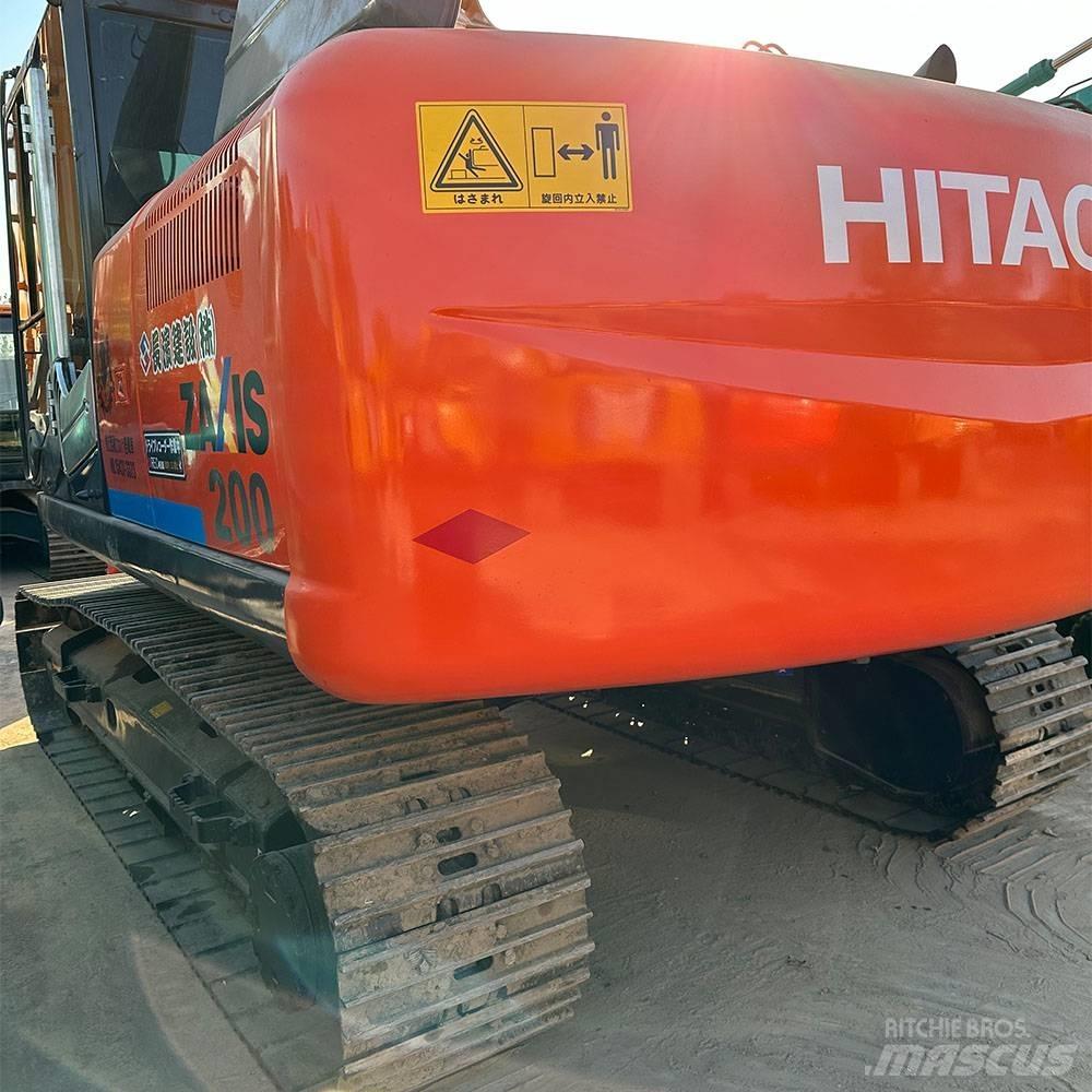 Hitachi ZX 200 حفارات زحافة