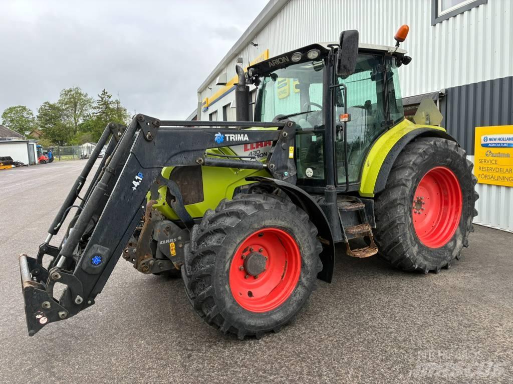 CLAAS 430 الجرارات