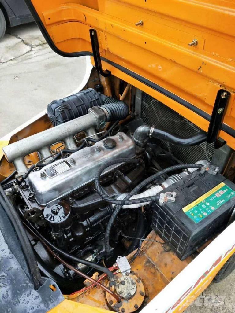 TCM FD 30 شاحنات الديزل