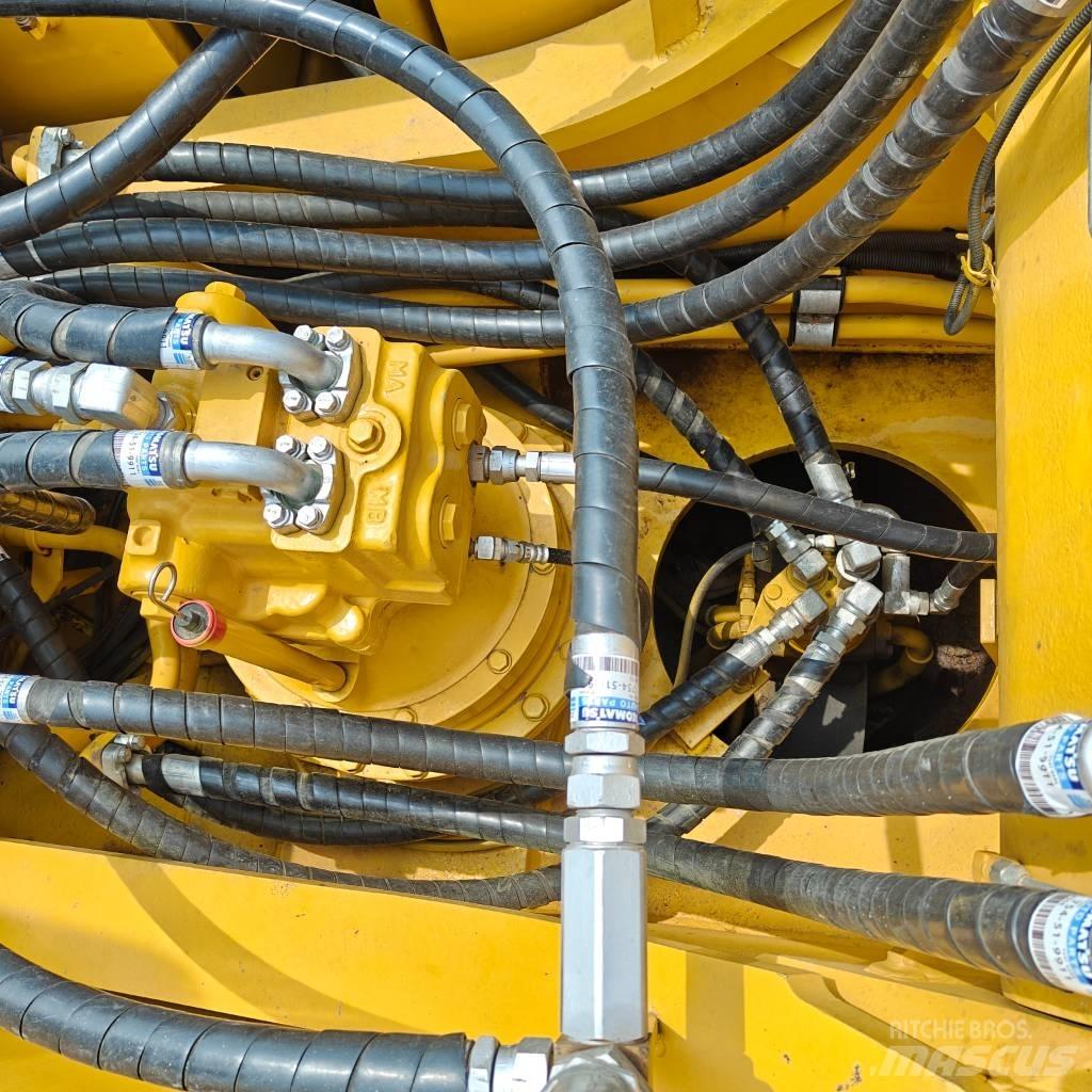 Komatsu 350-7 حفارات زحافة