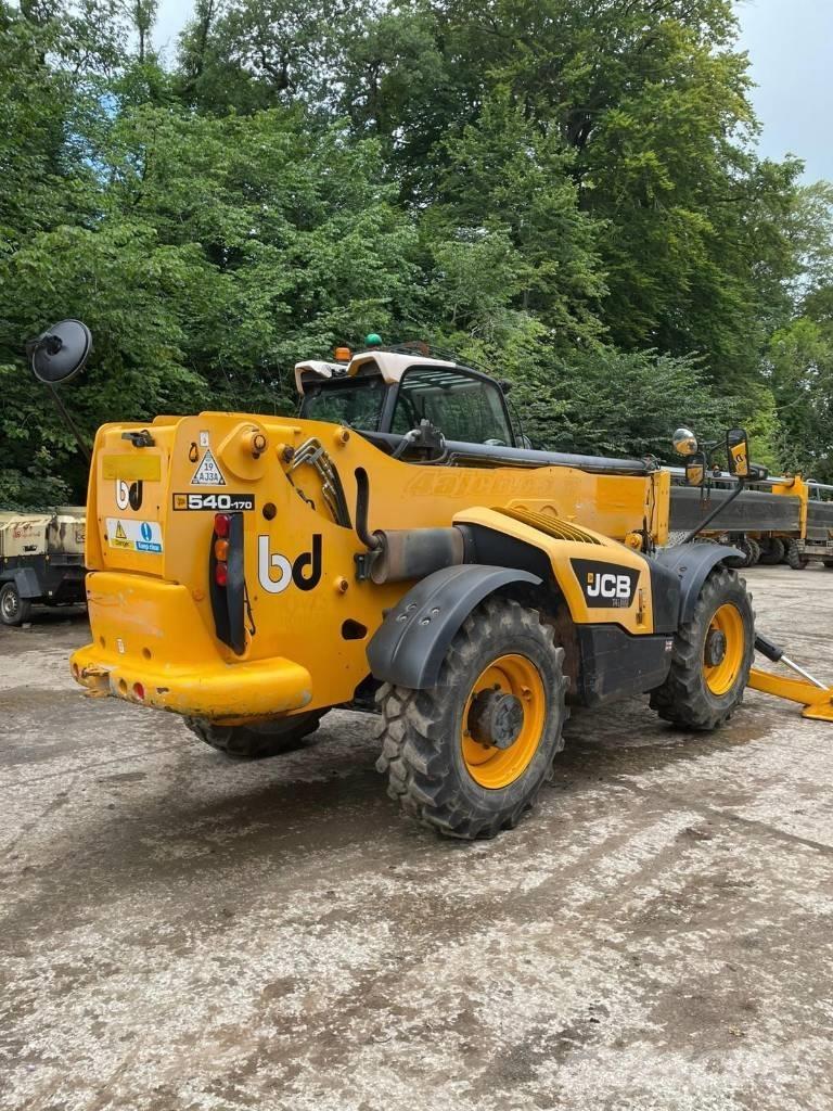 JCB 540-170 مناولات متداخلة