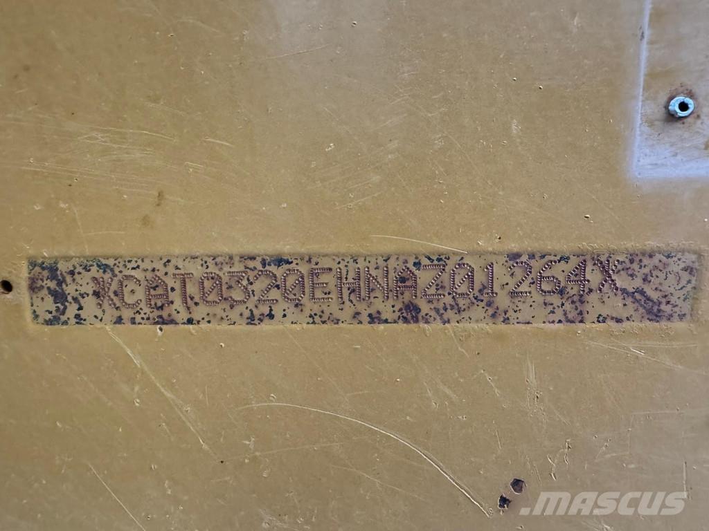 CAT 320EL حفارات زحافة