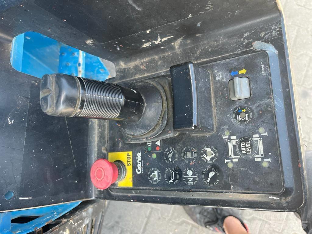 Genie GS 3390 RT رافعات مقصية الشكل
