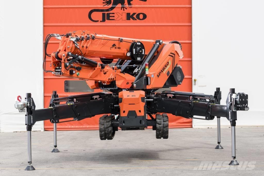 Jekko SPX650CDH رافعات صغيرة