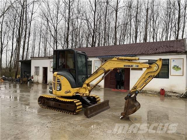 Komatsu PC35MR-2 حفارات زحافة