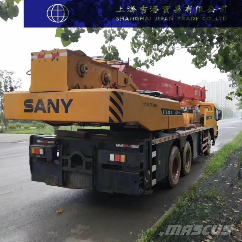 Sany STC 250 رافعات صالحة لكل أنواع الطرق
