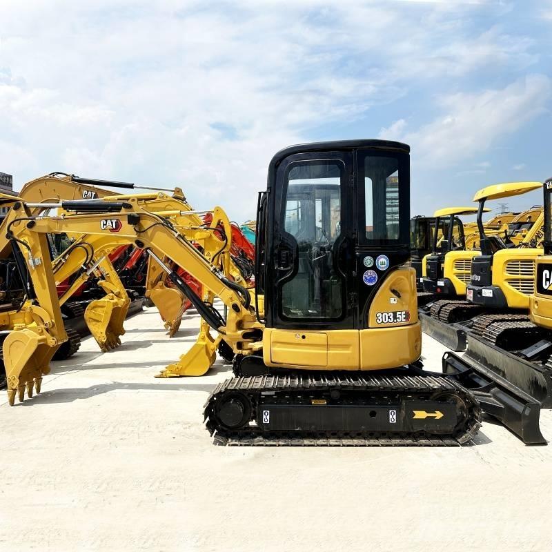 CAT 303.5 E حفارات صغيرة أقل من 7 طن (حفارات صغيرة)