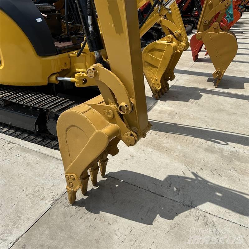 CAT 303.5 E حفارات صغيرة أقل من 7 طن (حفارات صغيرة)