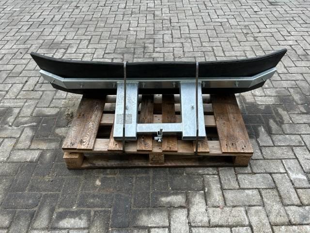 Rubberschuif 1,67 M حراثات ونصول الجليد