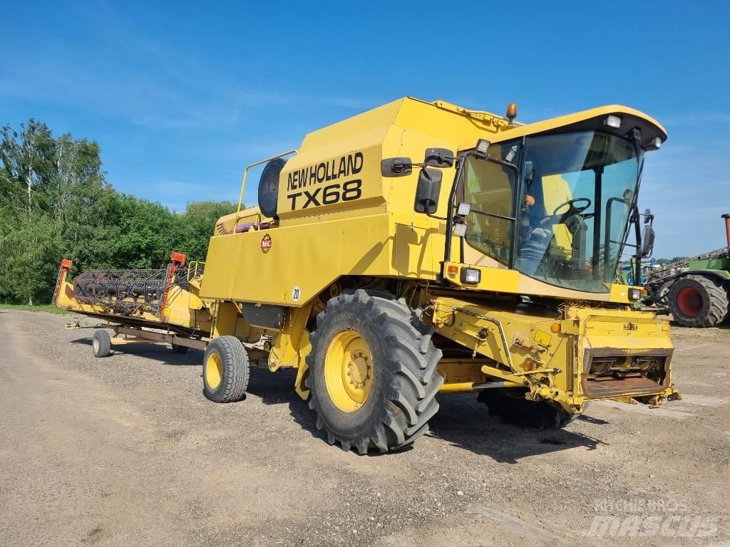 New Holland TX 68 حصادات