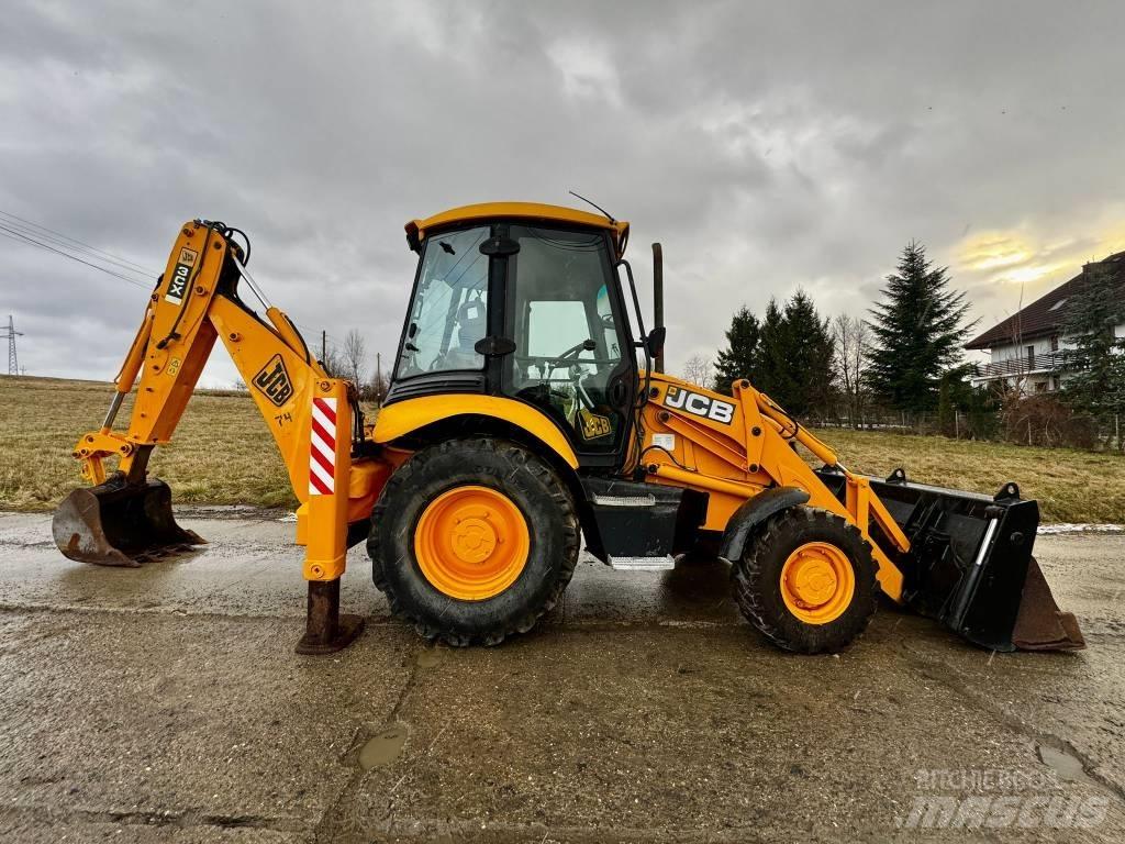 JCB 3CX لوادر ذات جرافات عكسية