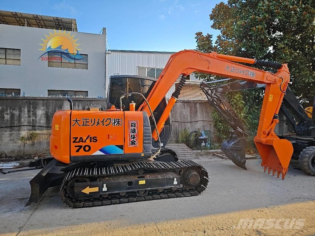 Hitachi ZX 70 حفارات وسط 7 طن - 12 طن