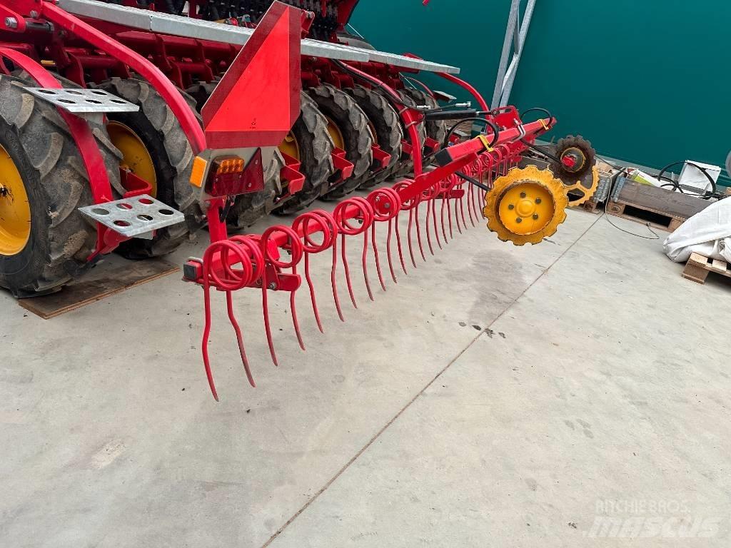 Väderstad Rapid 400C مثاقيب