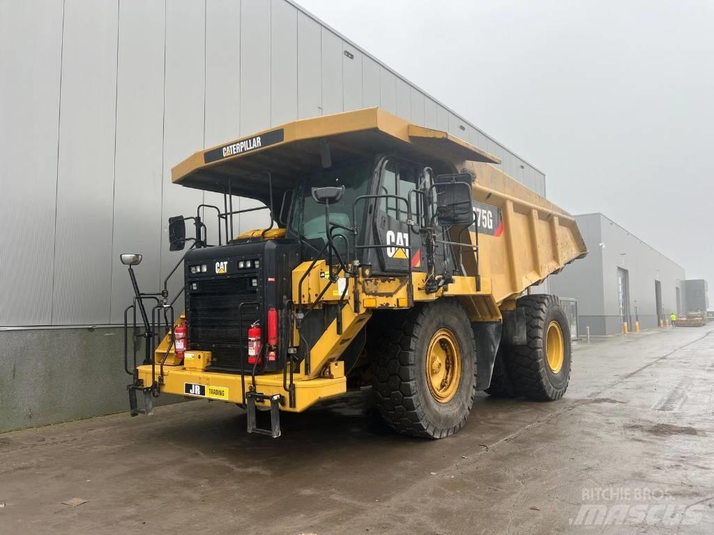 CAT 775 G شاحنات المخلفات الصلبة