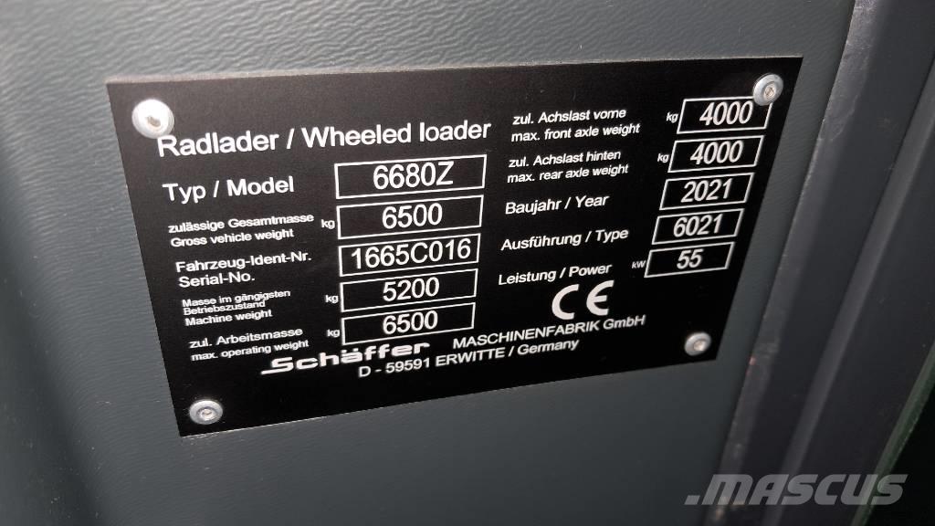 Schäffer 6680 Z لوادر صغيرة